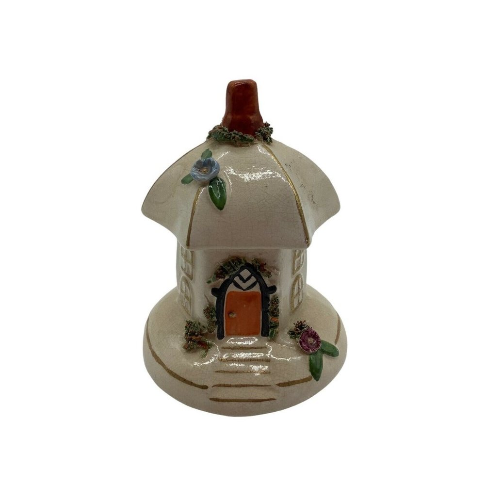 Antique 19th Century Staffordshire Cottage